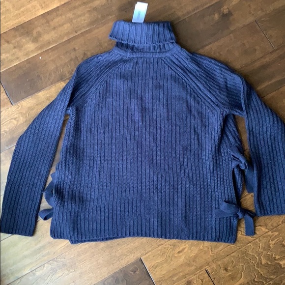 LAST ONE: UGG NWT Ceanne Turtleneck Sweater - Picture 7 of 8